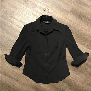3/4-length Sleeve Princess Seam Button-Down Shirt
